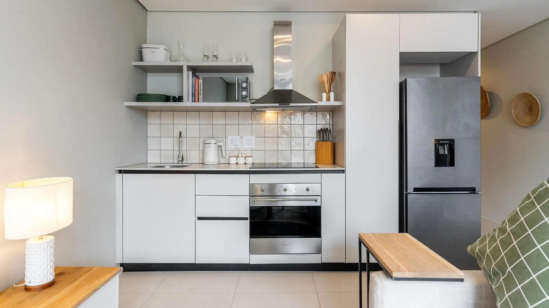 The Rose 102 -2Bedroom Apartment With Rooftop Pool Κέιπ Τάουν